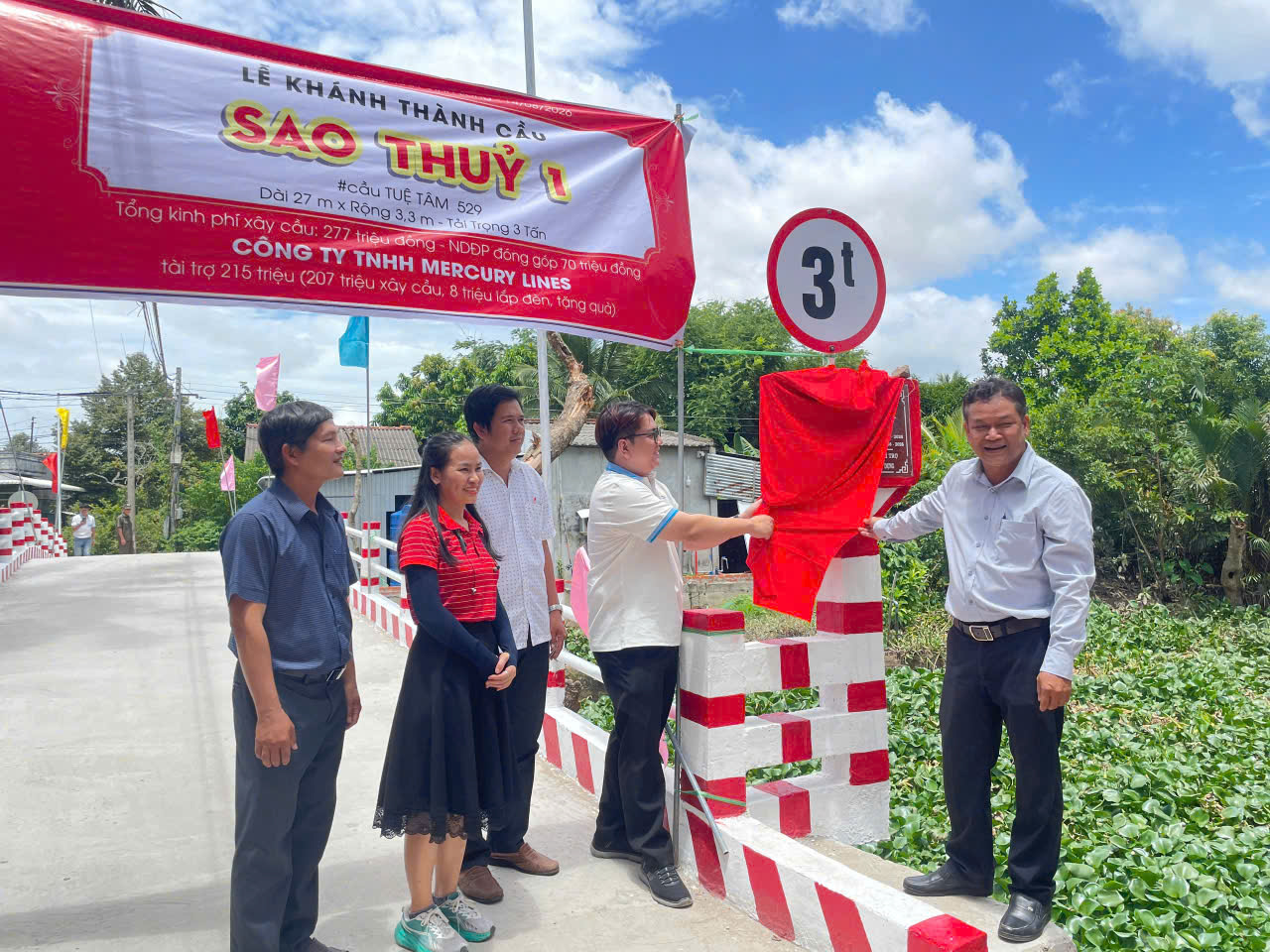 Ấp Chợ khánh thành và đưa vào sử dụng cầu Sao Thủy